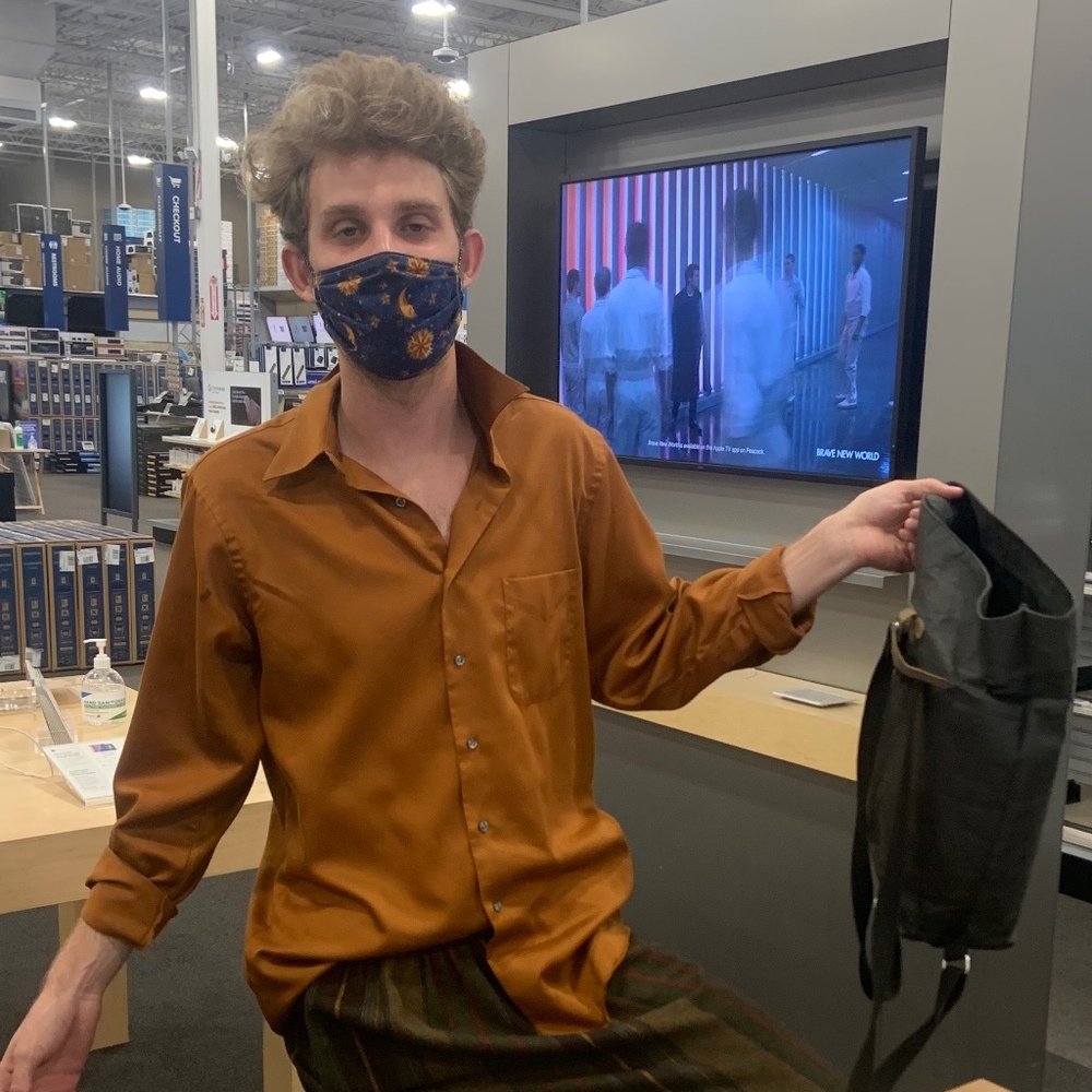 Meet your Posher, Jorge